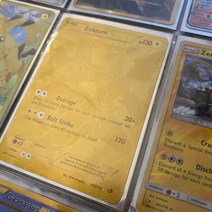 Zekrom Gold Card extremely rare!